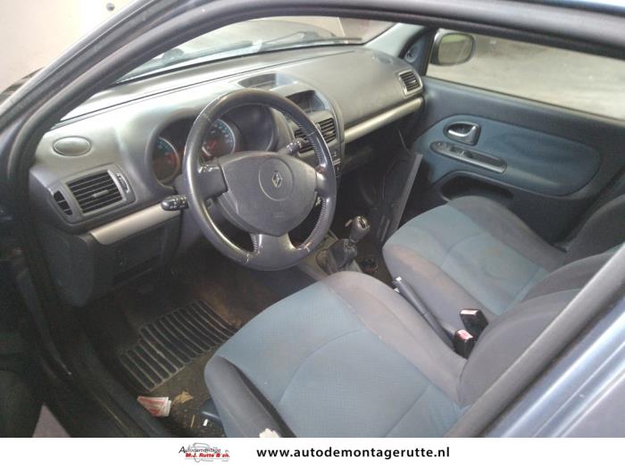 Renault Clio II 1.2 16V Vehículo de desguace (2006, Azul)
