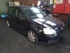 Volkswagen Golf V 1.6 FSI 16V Samochód złomowany (2006, Czarny)