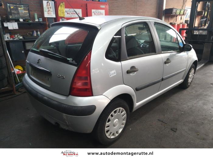 Citroen C3 1.4 Vehículo de desguace (2004, Gris)