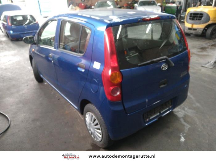 Daihatsu Cuore 1.0 12V DVVT Skrotfordon (2008, BLAUW)