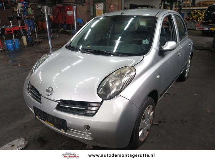 Nissan Micra 1.2 16V Vehículo de desguace (2004, Gris)