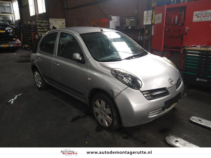 Nissan Micra 1.2 16V Vehículo de desguace (2004, Gris)