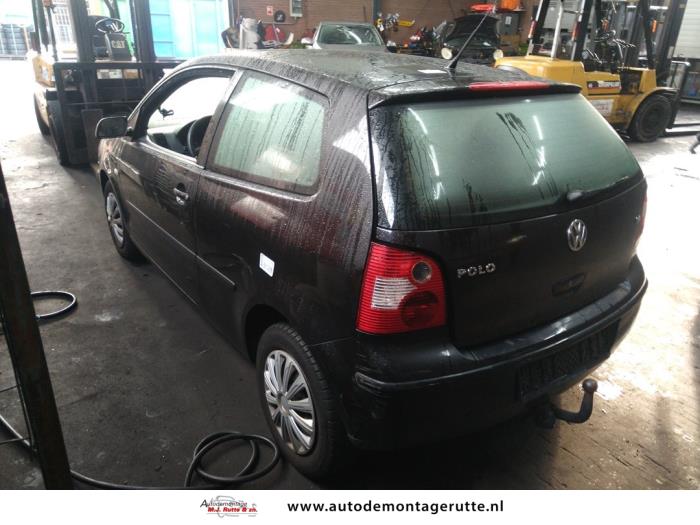 Volkswagen Polo IV 1.4 16V Vehículo de desguace (2002, Negro)
