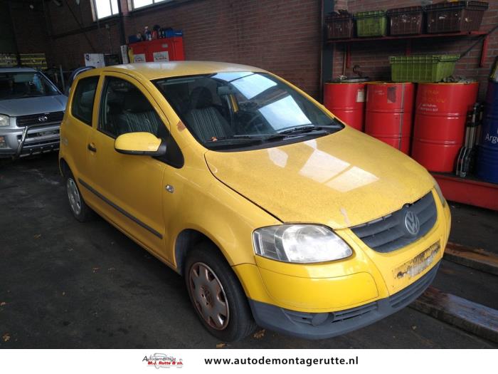 Volkswagen Fox 1.2 Skrotfordon (2006, GEEL)