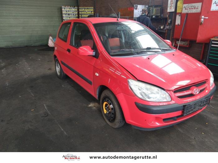 Hyundai Getz 1.1i 12V Skrotfordon (2006, ROOD)