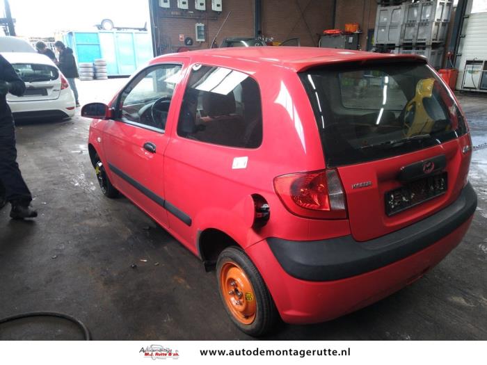 Hyundai Getz 1.1i 12V Skrotfordon (2006, ROOD)