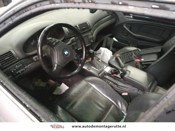 BMW 3 serie 323i 24V Skrotfordon (1999, GRIJS)