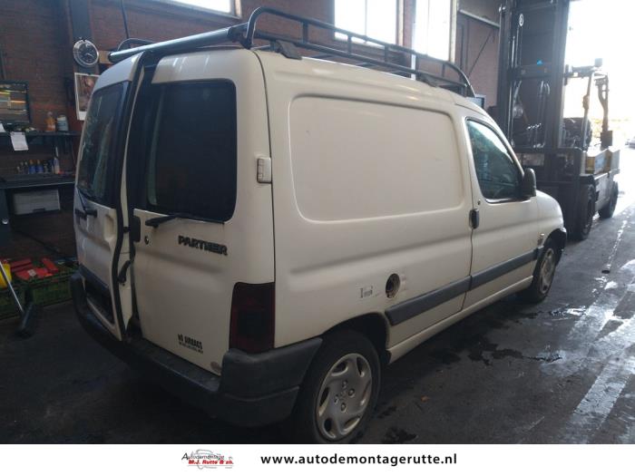 Peugeot Partner 1.9 D Skrotfordon (2001, NIET VAN TOEPASSING)