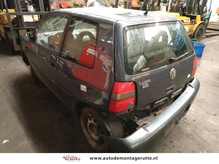Volkswagen Lupo 1.4 16V 75 Vehículo de desguace (2004, Azul)