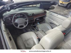 Chrysler Sebring Convertible 2.7 V6 24V Schrottauto (2003, Schwarz)