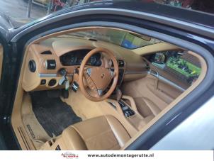 Porsche Cayenne 3.2 V6 24V Épave (2004, Noir)