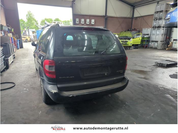 Chrysler Voyager/Grand Voyager 2.4 16V Vehículo de desguace (2002, Gris)