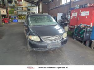 Chrysler Voyager/Grand Voyager 2.4 16V Vehículo de desguace (2002, Gris)
