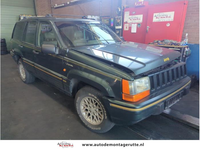 Jeep Grand Cherokee 5.2i V8 Vehículo de desguace (1993, Verde)