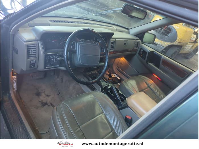 Jeep Grand Cherokee 5.2i V8 Vehículo de desguace (1993, Verde)