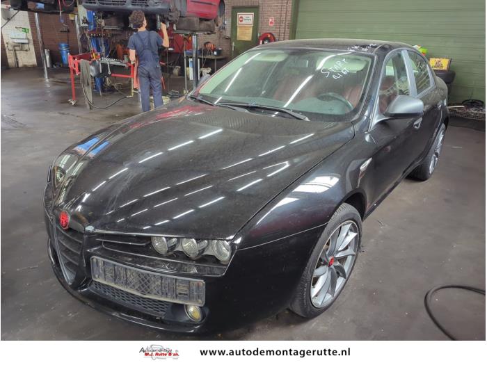 Alfa Romeo 159 2.2 JTS 16V  (Salvage)