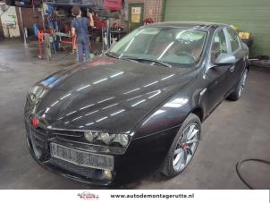 Alfa Romeo 159 2.2 JTS 16V Vehículo de desguace (2007, Negro)