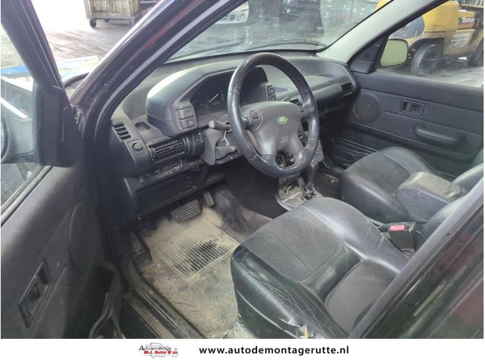 Landrover Freelander Hard Top 2.5 V-6 Vehículo de desguace (2002, Negro)
