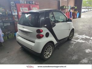 Smart Fortwo Coupé 1.0 45 KW Samochód złomowany (2007, Czarny)