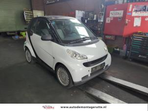 Smart Fortwo Coupé 1.0 45 KW Vehículo de desguace (2011, Negro)