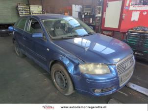 Audi A3 1.6 Schrottauto (2007, Blau)