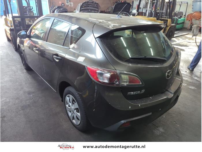 Mazda 3 Sport 1.6 CiTD 16V Samochód złomowany (2009, Szary)