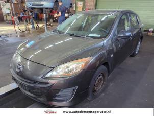 Mazda 3 Sport 1.6 CiTD 16V Samochód złomowany (2009, Szary)