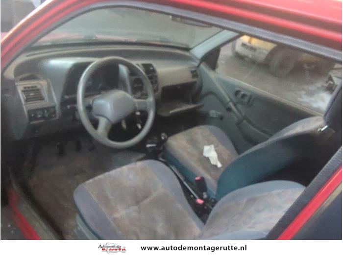 Suzuki Alto 1.0 16V Vehículo de desguace (2000, Rojo)