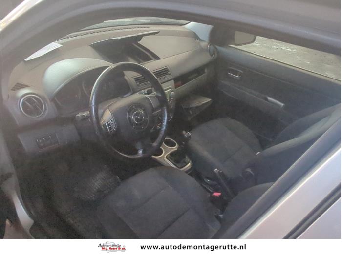 Mazda 2 1.4 16V Samochód złomowany (2006, Szary)