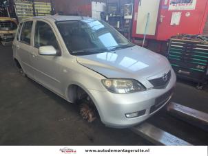 Mazda 2 1.4 16V Samochód złomowany (2006, Szary)