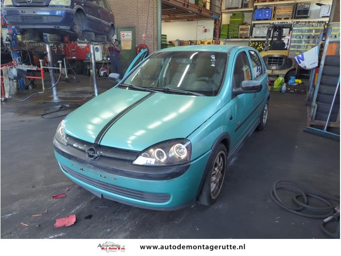 Opel Corsa C 1.2 16V  (Schrott)
