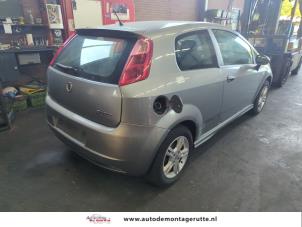 Fiat Grande Punto 1.2 Vehículo de desguace (2008, Gris)