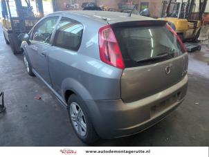 Fiat Grande Punto 1.2 Vehículo de desguace (2008, Gris)