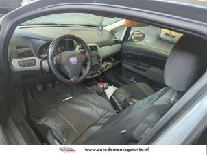 Fiat Grande Punto 1.2 Vehículo de desguace (2008, Gris)
