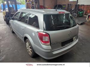 Opel Astra H SW 1.6 16V Twinport Vehículo de desguace (2008, Gris)