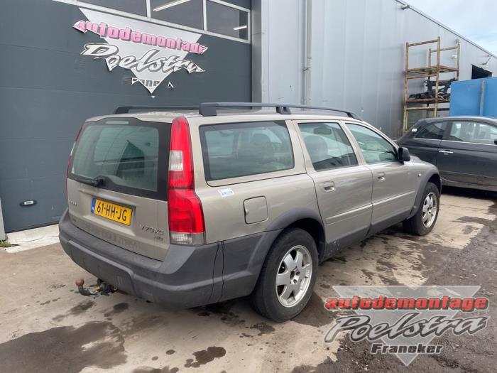 Volvo XC70 XC70 2.4 T 20V Schrottauto (2001, Beige)