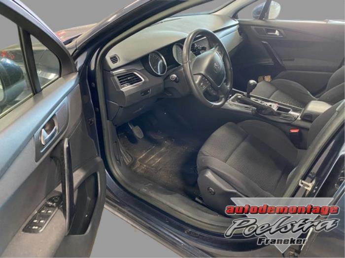 Peugeot 508 SW 1.6 THP 16V Épave (2012, Métallisé, Bleu)