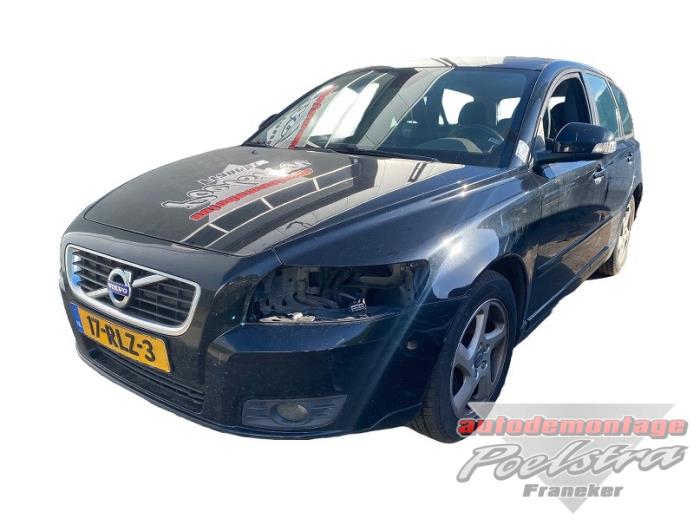 Volvo V50 1.6 D2 16V Épave (2011, Noir)
