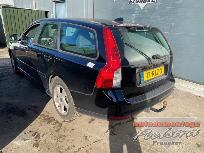 Volvo V50 1.6 D2 16V Épave (2011, Noir)