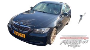BMW 3 serie 320i 16V  (Schrott)