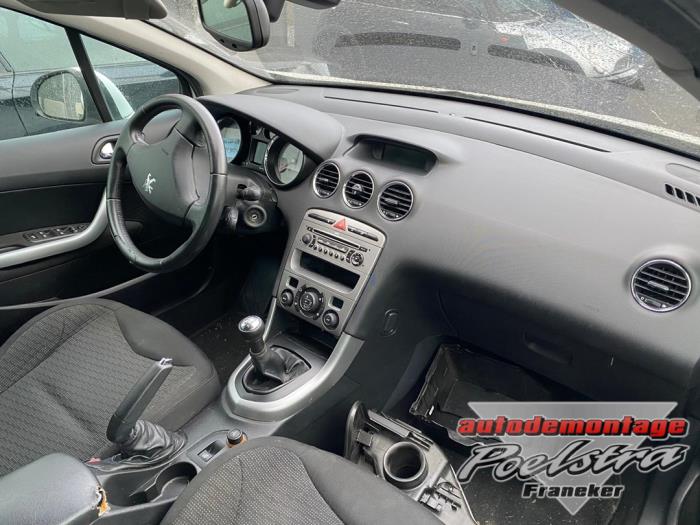 Peugeot 308 SW 1.6 VTI 16V Épave (2008, Blanc)