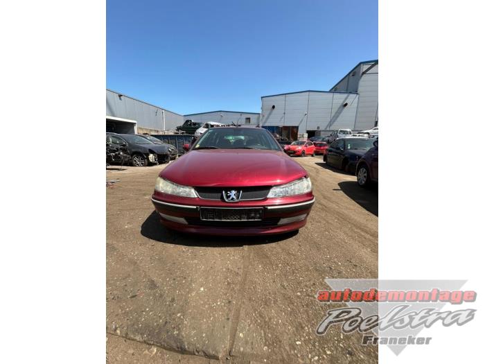 Peugeot 406 Break 3.0 V6 24V Vehículo de desguace (2000, Rojo)