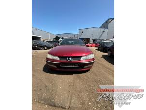 Peugeot 406 Break 3.0 V6 24V Vehículo de desguace (2000, Rojo)