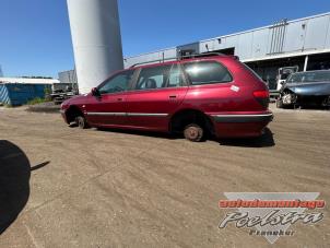Peugeot 406 Break 3.0 V6 24V Vehículo de desguace (2000, Rojo)