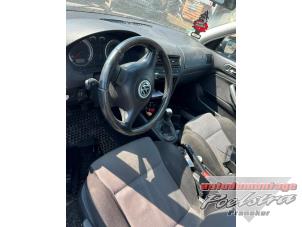 Volkswagen Golf IV 2.0 Vehículo de desguace (2001, Negro)
