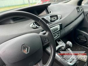 Renault Grand Scénic III 1.2 16V TCe 130 Vehículo de desguace (2013, Negro)