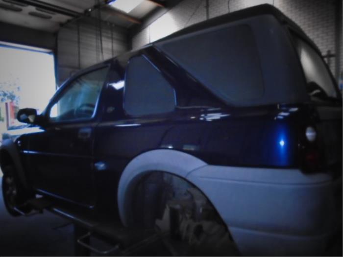 Landrover Freelander Hard Top 2.0 td4 16V Épave (2000, Bleu)