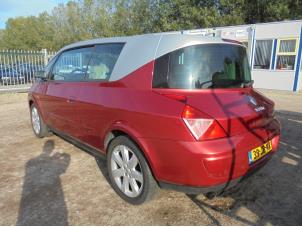 Renault Avantime 3.0 V6 24V Épave (2002, Rouge)
