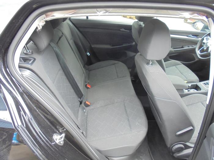 Volkswagen Golf VIII 2.0 TDI BlueMotion 16V Salvage vehicle (2020, Black)