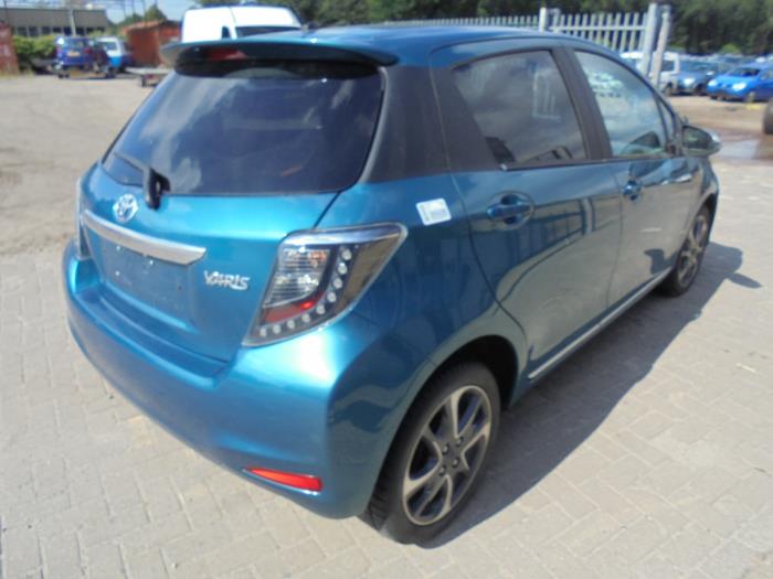 Toyota Yaris III 1.0 12V VVT-i Épave (2014, Bleu)
